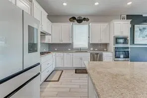 $4,000 | 24402 Kingelm Lk Drive, Katy, TX 77493