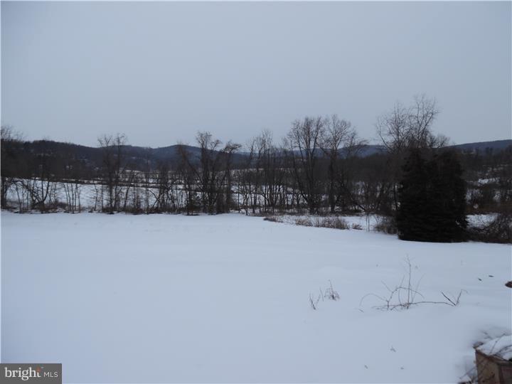 848 Spring Hill Road Riegelsville, PA 18077 - Photo 6 of 20