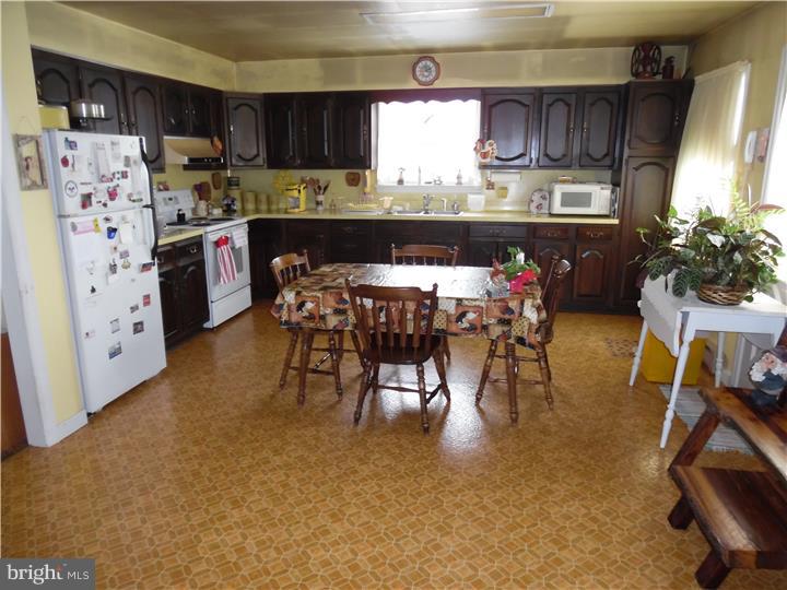 848 Spring Hill Road Riegelsville, PA 18077 - Photo 10 of 20