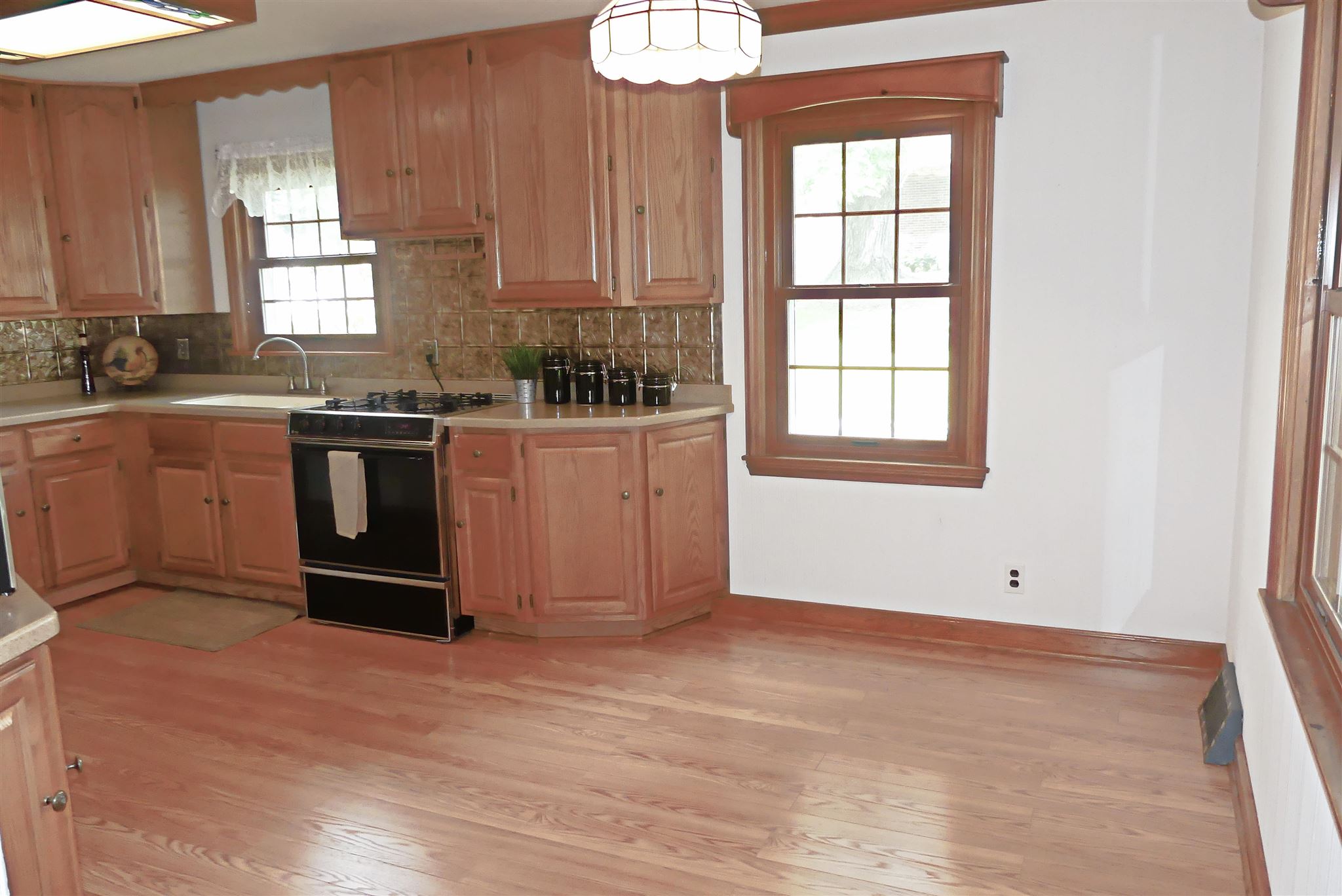 7230 Old State Road Evansville, IN 47710 - Photo 13 of 23 Gallery Image 13