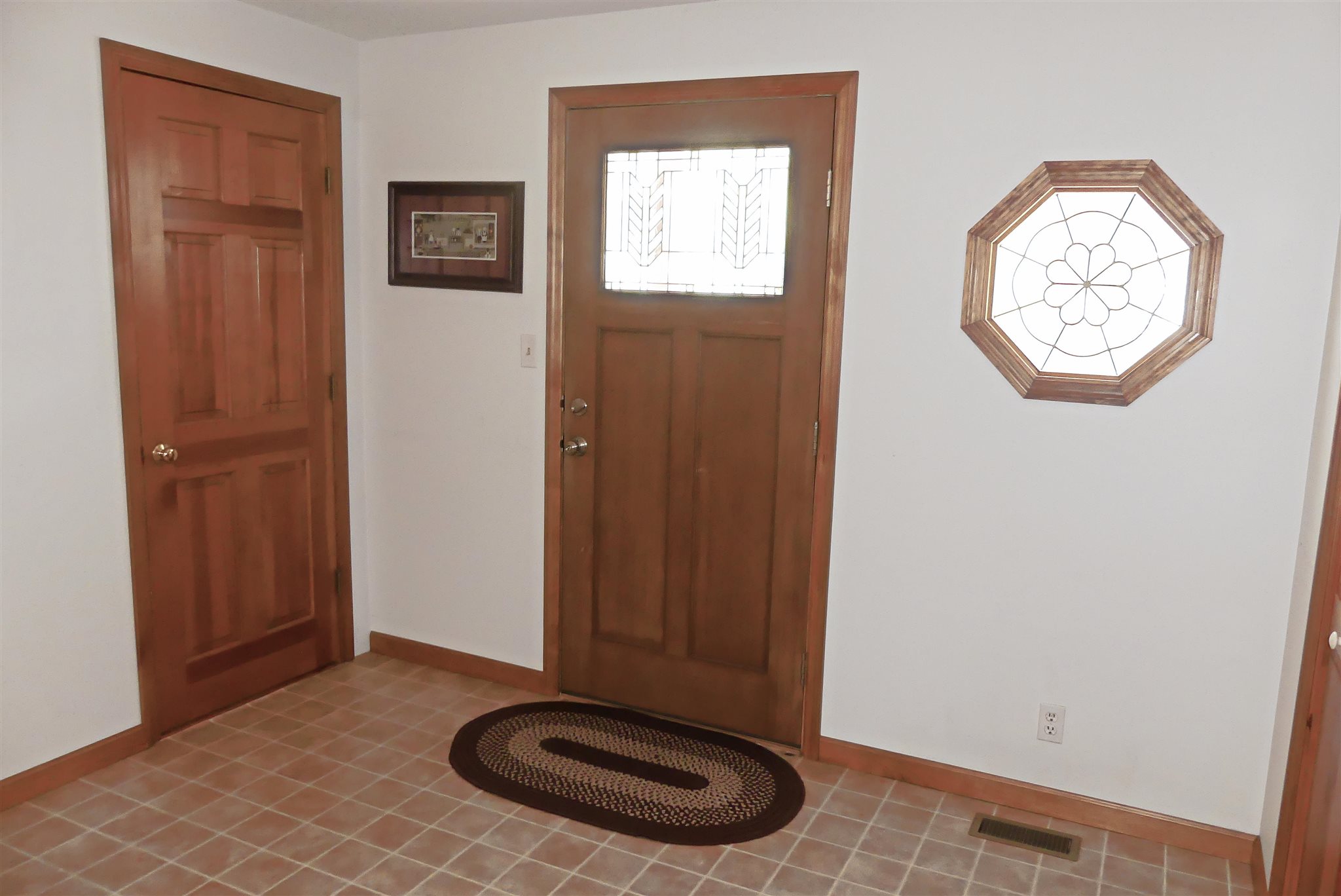 7230 Old State Road Evansville, IN 47710 - Photo 7 of 23 Gallery Image 7