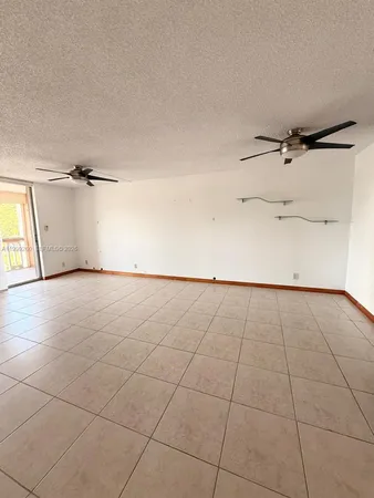 $2,300 | Meadowbrook Towers Condominium Apartment, Hallandale Beach, FL 33009
