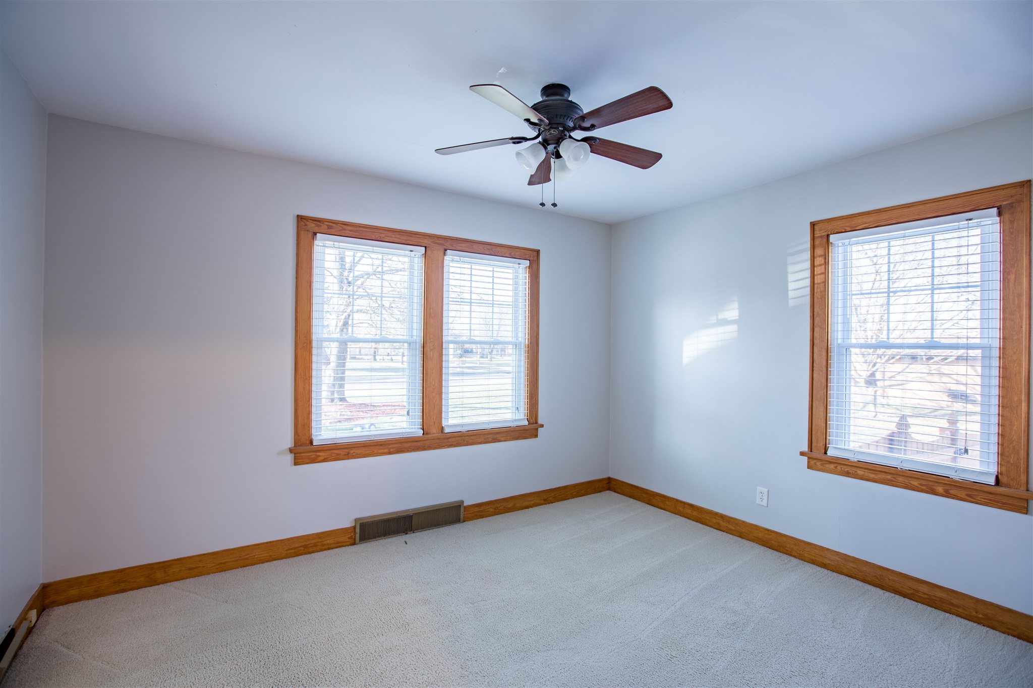 9023 Knoxville Road Milan, IL 61264 - Photo 9 of 18 Gallery Image 9