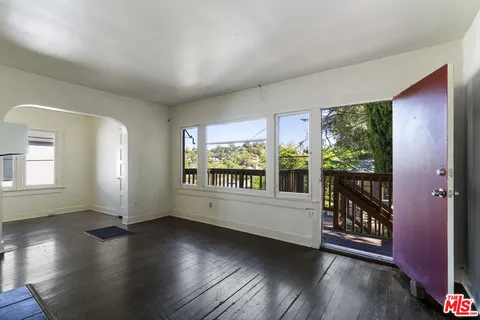 $1,000,000 | 1627 Fargo Street, Los Angeles, CA 90026