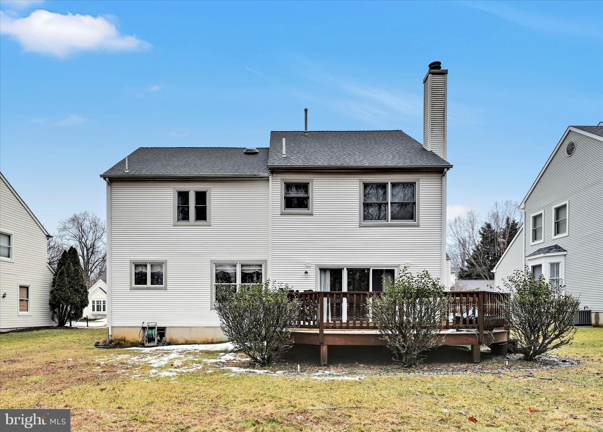 213 Beatrice Lane Aston, PA 19014 - Photo 38 of 45 Exterior Back