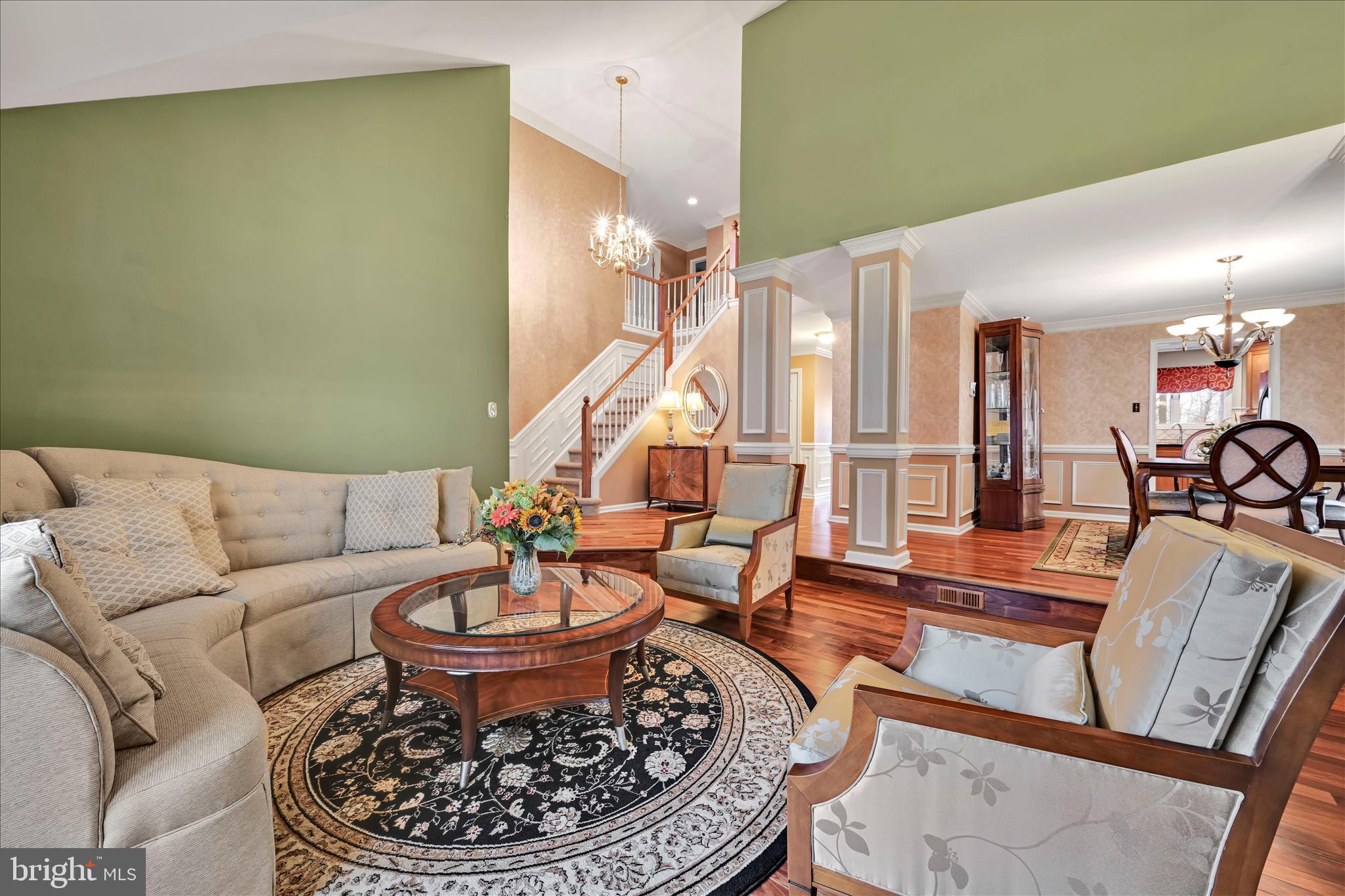 213 Beatrice Lane Aston, PA 19014 - Photo 8 of 45 Living Area