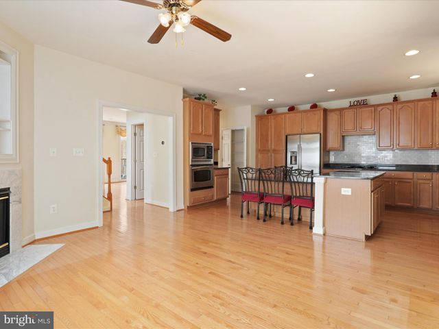 $790,000 | 4643 Aspen Hill Court, Annandale, VA 22003