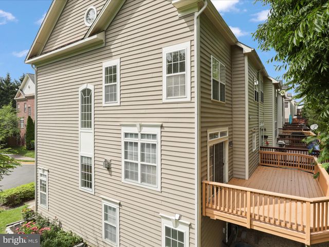 $790,000 | 4643 Aspen Hill Court, Annandale, VA 22003