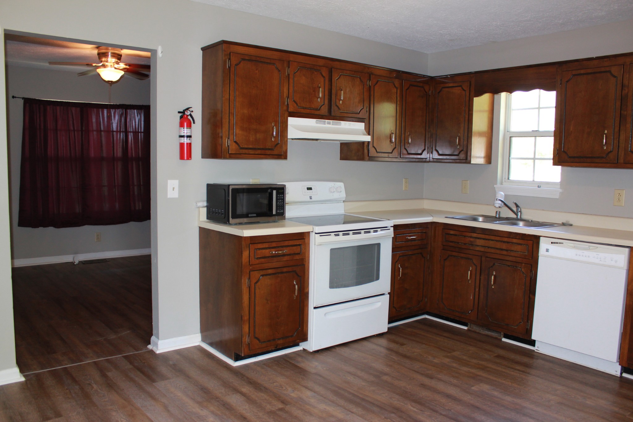 370 Hugh Hunter Road Oak Grove, KY 42262 - Photo 11 of 27