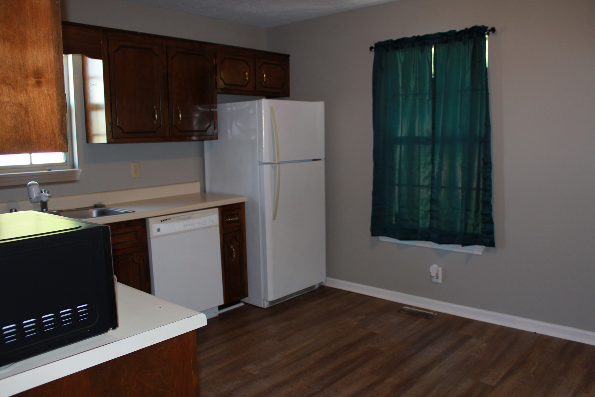 370 Hugh Hunter Road Oak Grove, KY 42262 - Photo 8 of 27