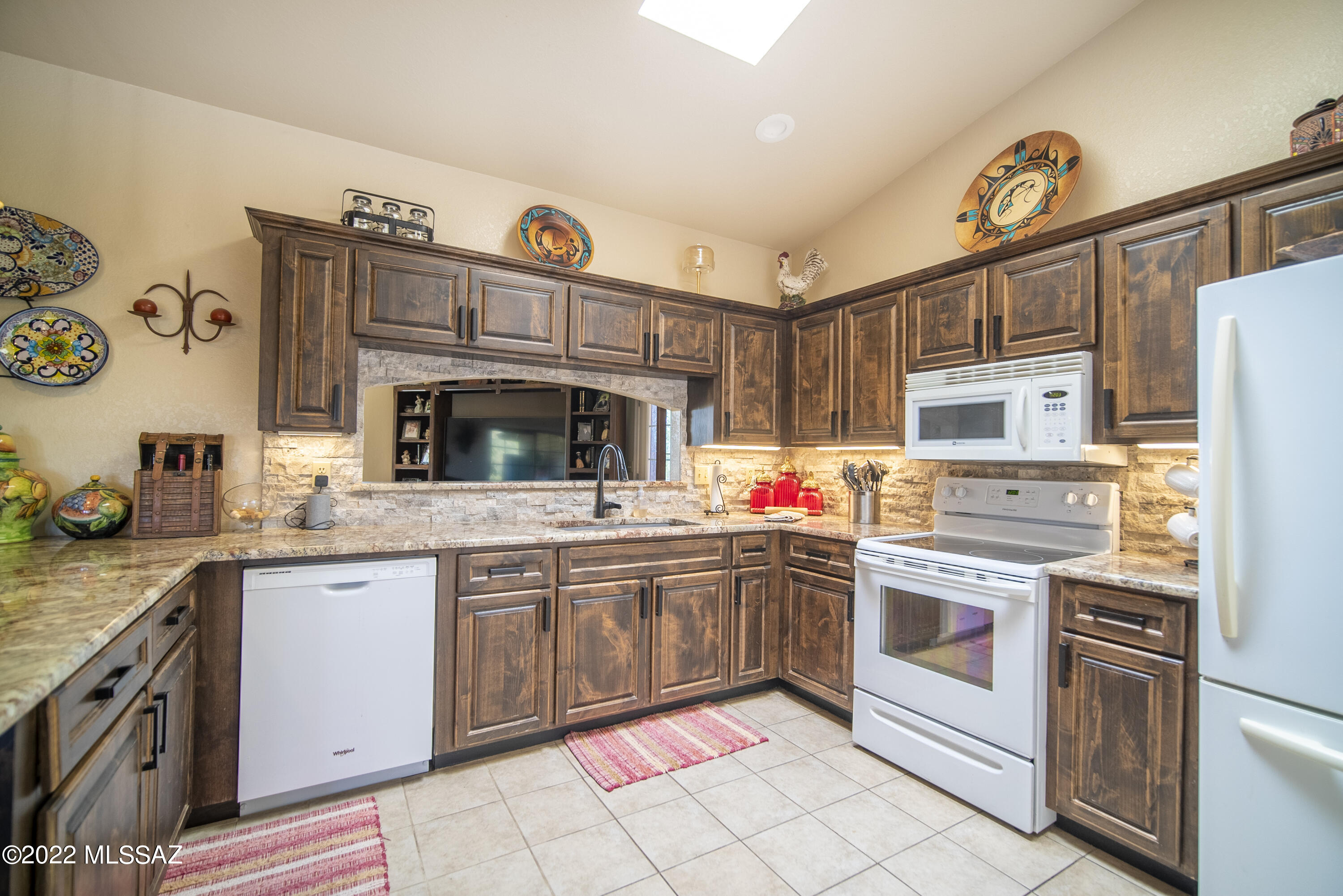 321 Camino Arenosa Rio Rico, AZ 85648 - Photo 14 of 37 Gallery Image 14