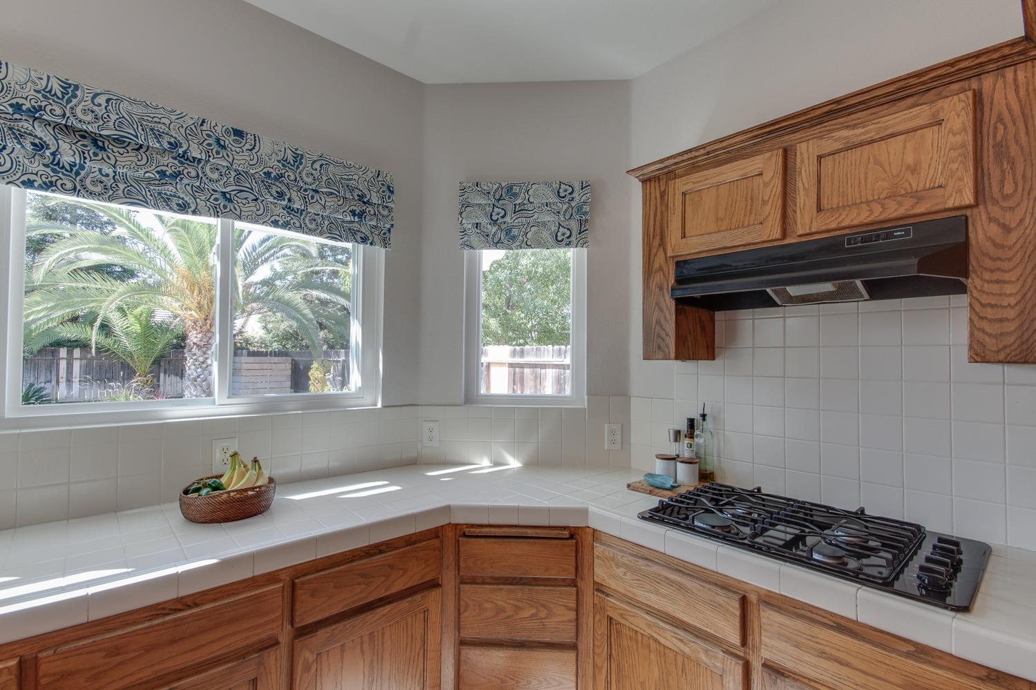 122 North Helm Avenue Clovis, CA 93612 - Photo 13 of 53