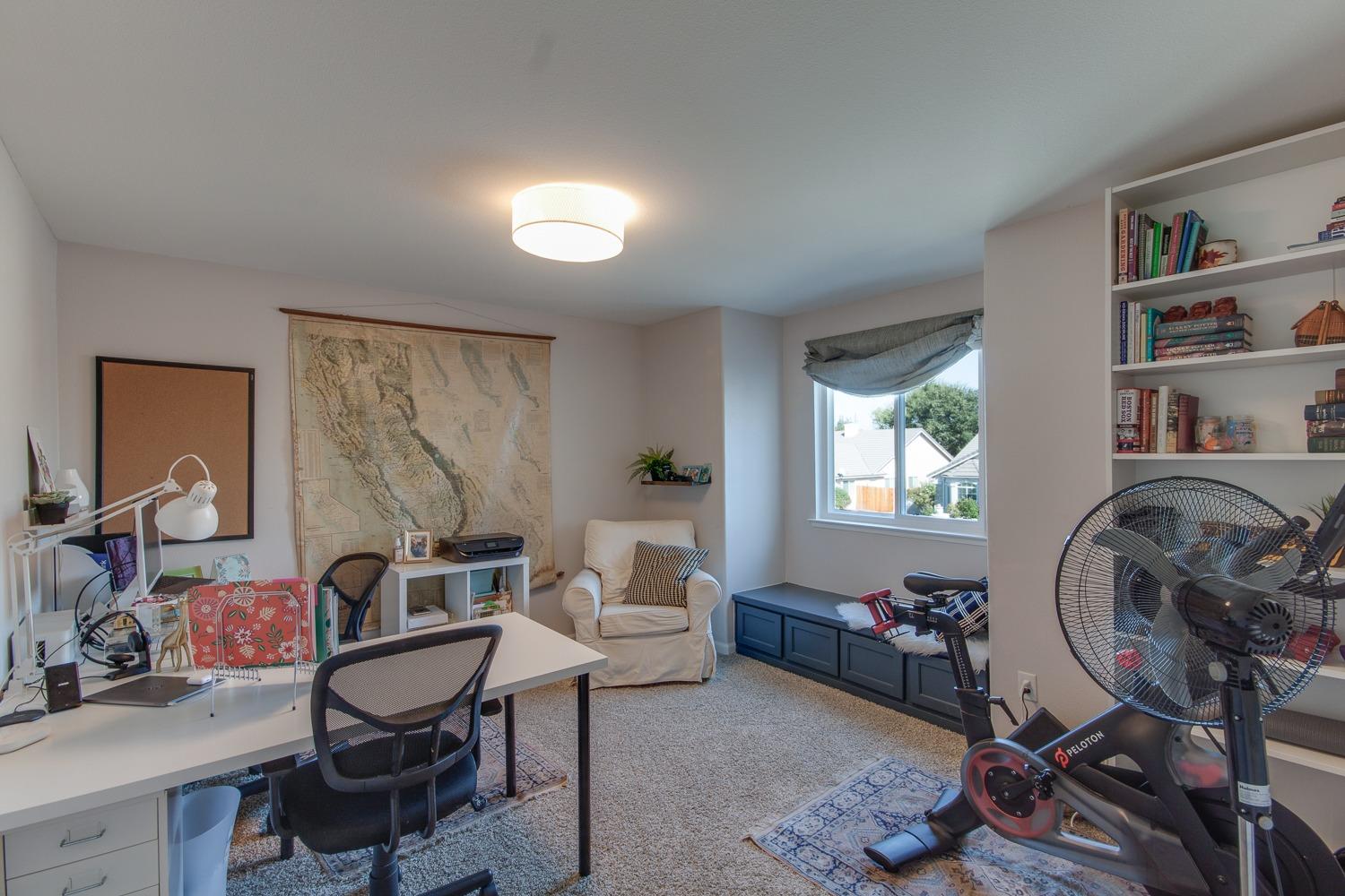 122 North Helm Avenue Clovis, CA 93612 - Photo 28 of 53