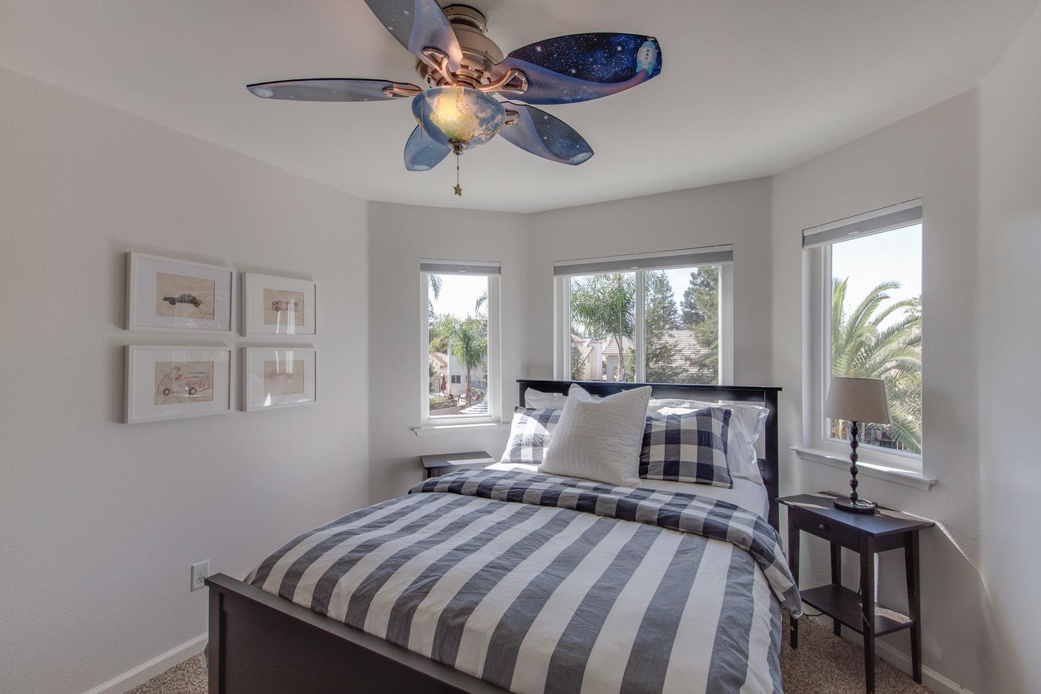 122 North Helm Avenue Clovis, CA 93612 - Photo 30 of 53