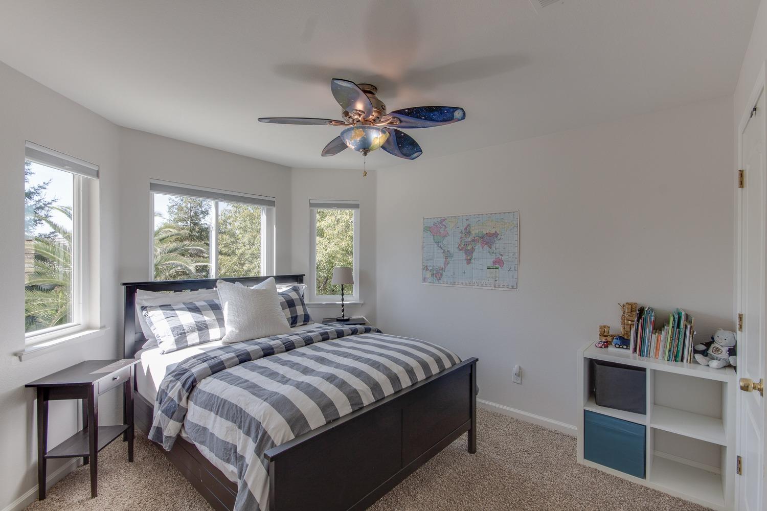 122 North Helm Avenue Clovis, CA 93612 - Photo 31 of 53