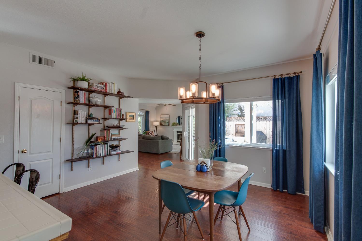 122 North Helm Avenue Clovis, CA 93612 - Photo 9 of 53