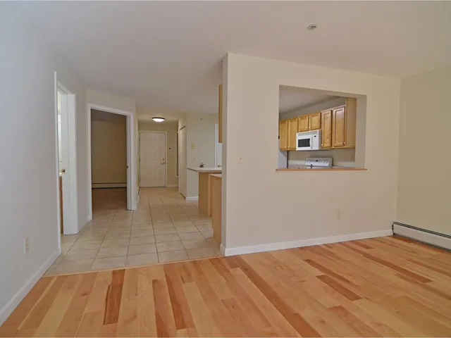 $379,000 | 105 Claire Point Road, Burlington, VT 05408