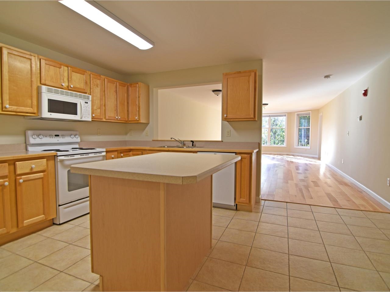 105 Claire Point Road Burlington, VT 05408 - Photo 14 of 44