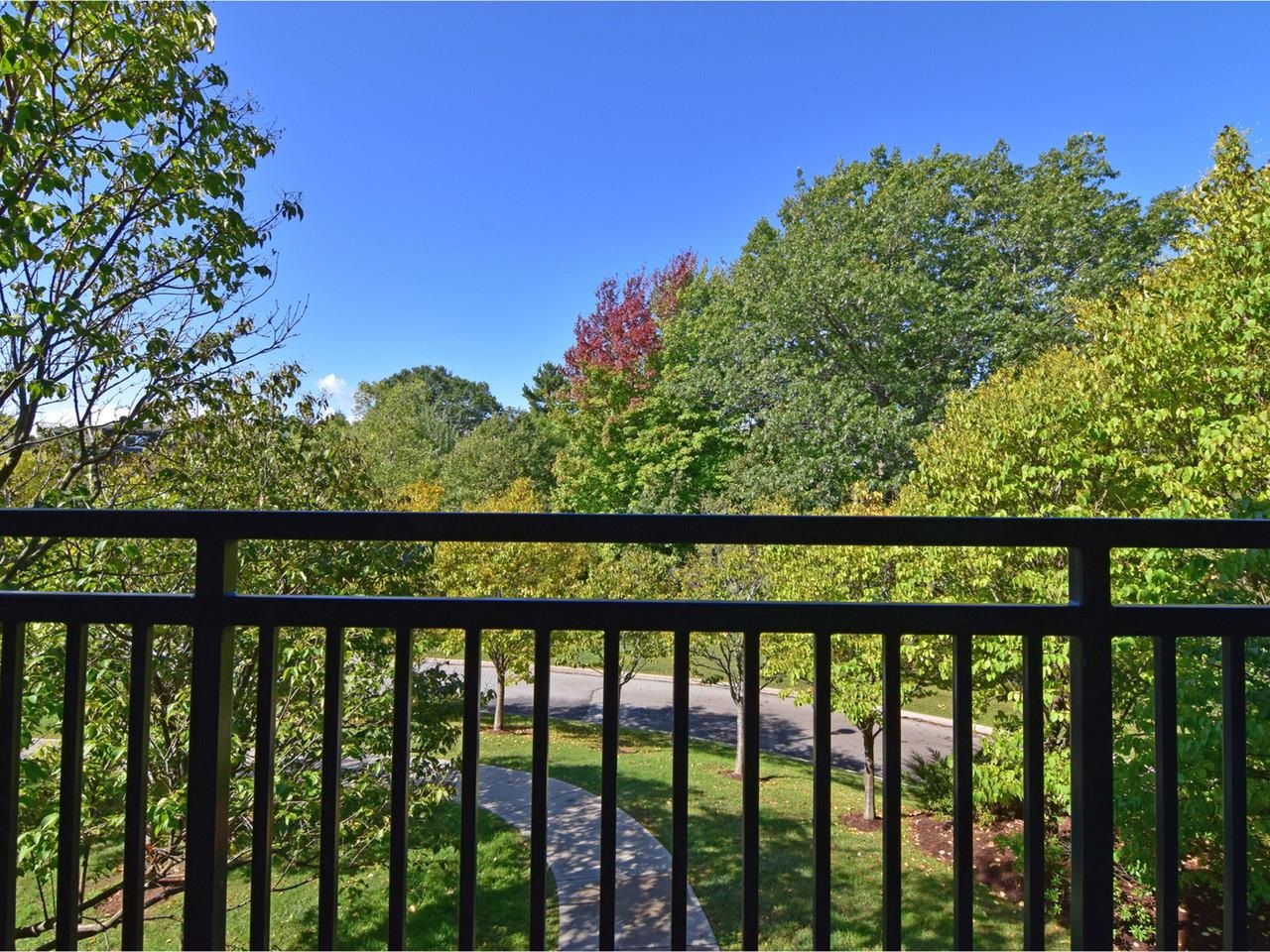 105 Claire Point Road Burlington, VT 05408 - Photo 22 of 44