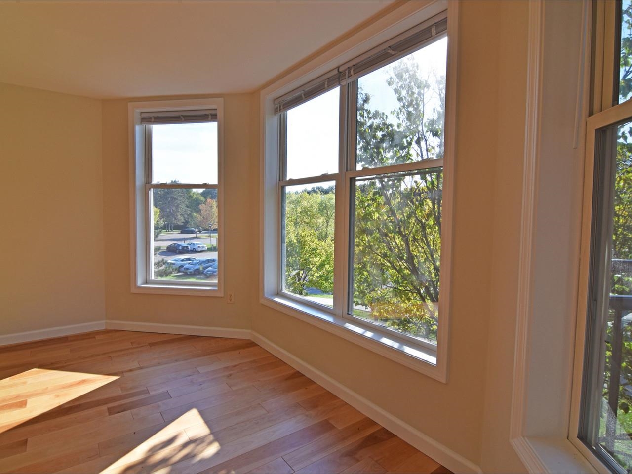 105 Claire Point Road Burlington, VT 05408 - Photo 27 of 44