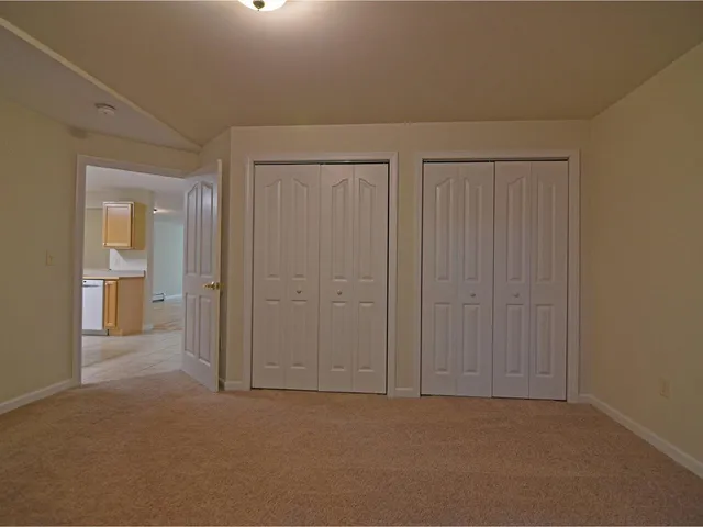 $379,000 | 105 Claire Point Road, Burlington, VT 05408