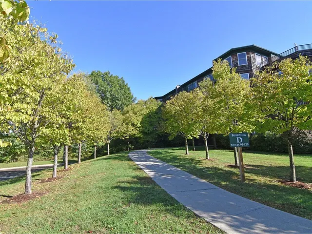 $379,000 | 105 Claire Point Road, Burlington, VT 05408