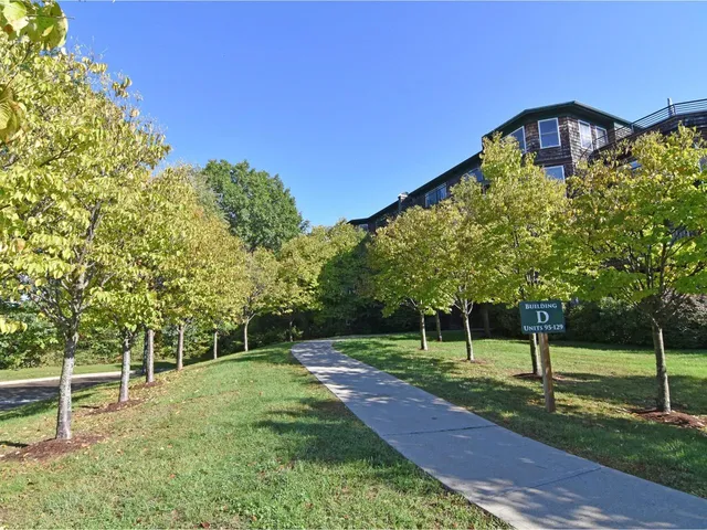 $379,000 | 105 Claire Point Road, Burlington, VT 05408