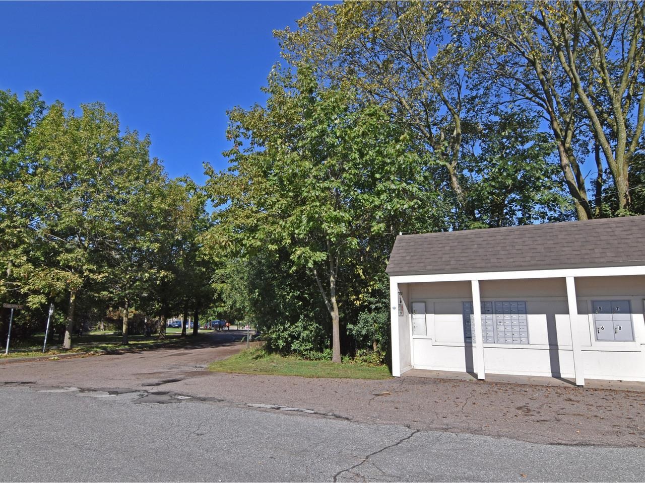 105 Claire Point Road Burlington, VT 05408 - Photo 42 of 44