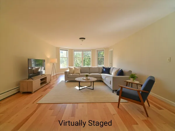 $379,000 | 105 Claire Point Road, Burlington, VT 05408