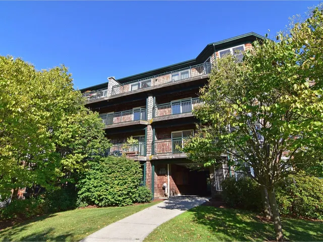 $379,000 | 105 Claire Point Road, Burlington, VT 05408