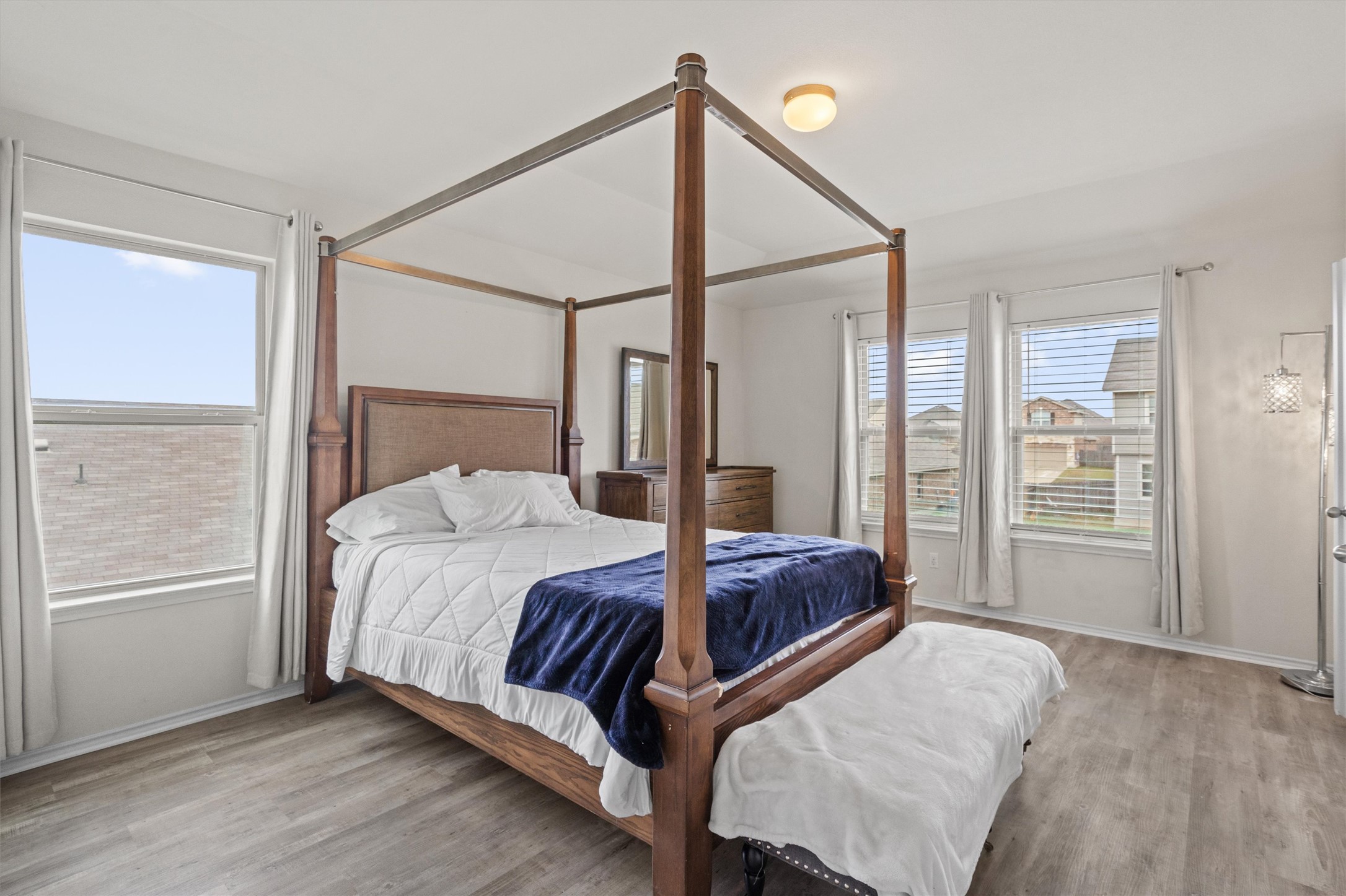 729 Coltrane Drive Pflugerville, TX 78660 - Photo 11 of 20 Primary bedroom