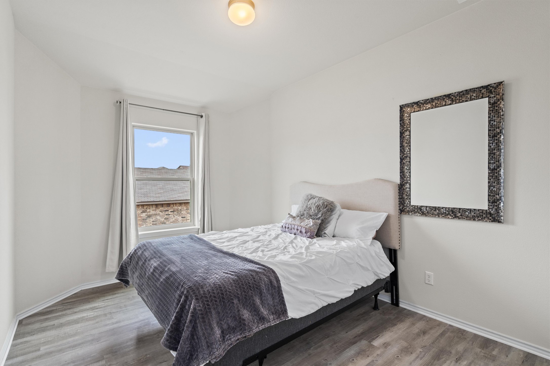 729 Coltrane Drive Pflugerville, TX 78660 - Photo 15 of 20 Secondary bedroom 2