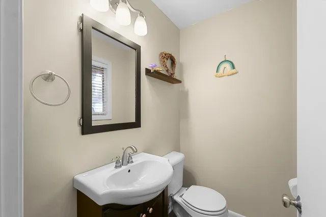 $169,900 | 403 Dennis Drive, Danville, IL 61832