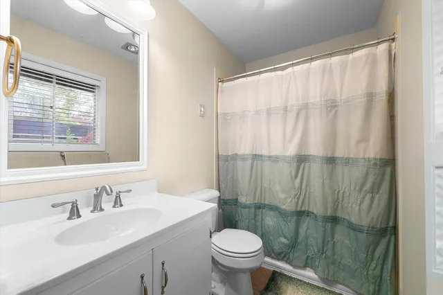 $169,900 | 403 Dennis Drive, Danville, IL 61832