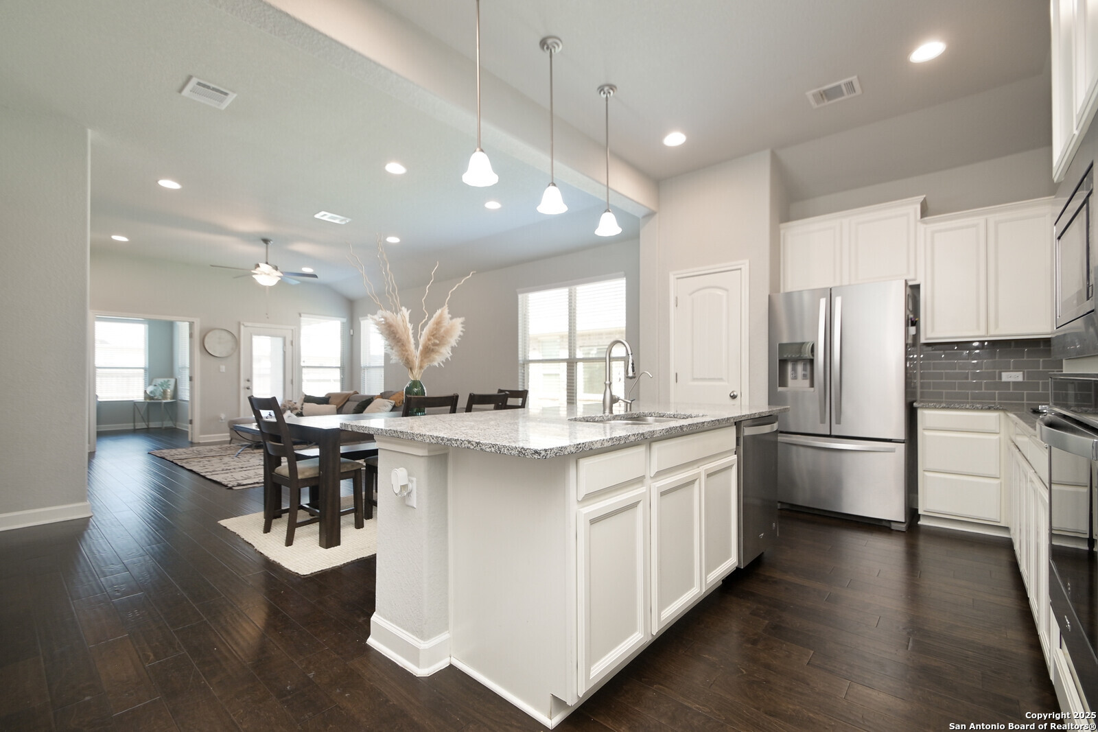 5013 Arrow Ridge Schertz, TX 78124 - Photo 8 of 25