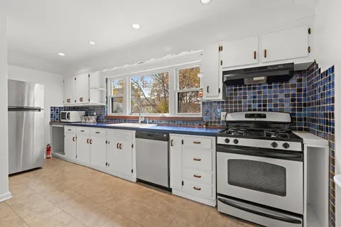 $1,195,000 | 97 Riverview Avenue, Cliffside Park, NJ 07010