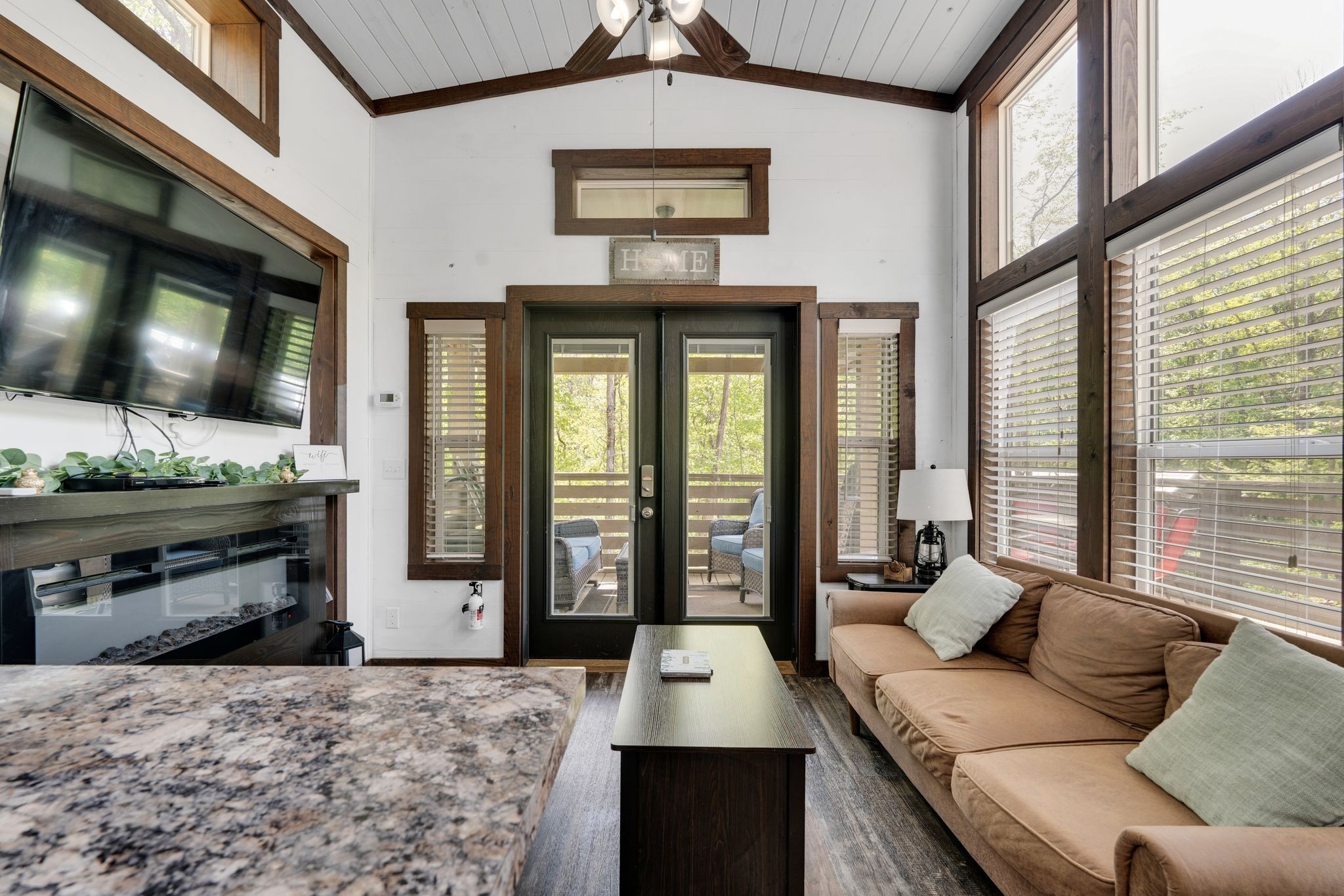 512 Deer Lick Trail Monteagle, TN 37356 - Photo 11 of 44