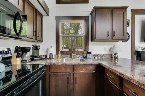 $225,000 | 512 Deer Lick Trail, Monteagle, TN 37356