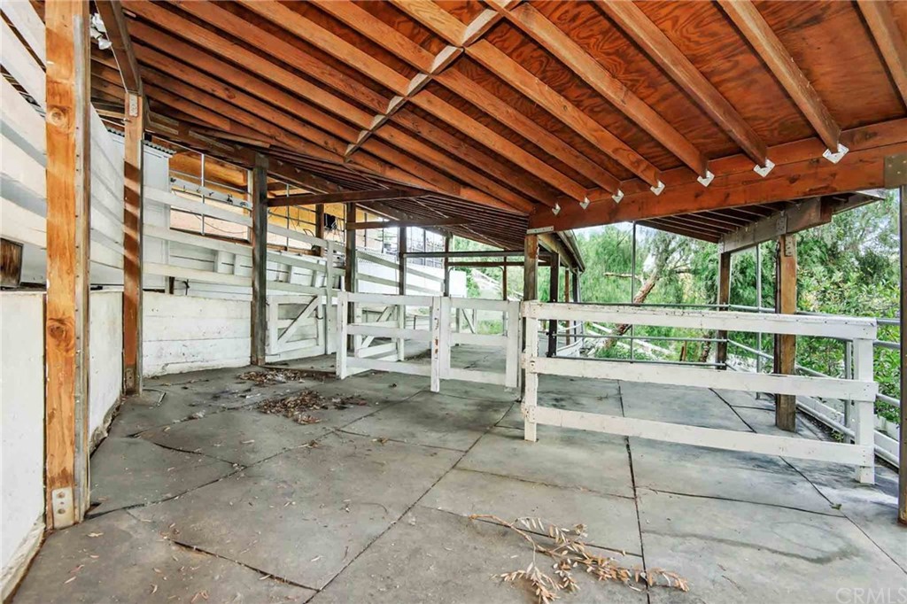 23747 Oakfield Road Hidden Hills, CA 91302 - Photo 26 of 30