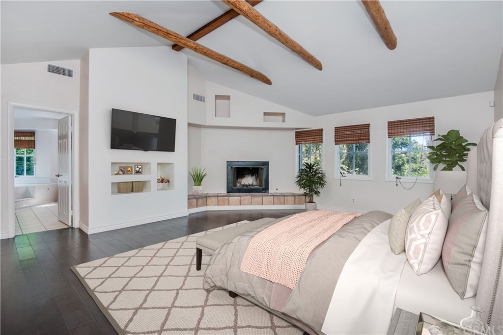 23747 Oakfield Road Hidden Hills, CA 91302 - Photo 6 of 30 *Photo is virtually staged