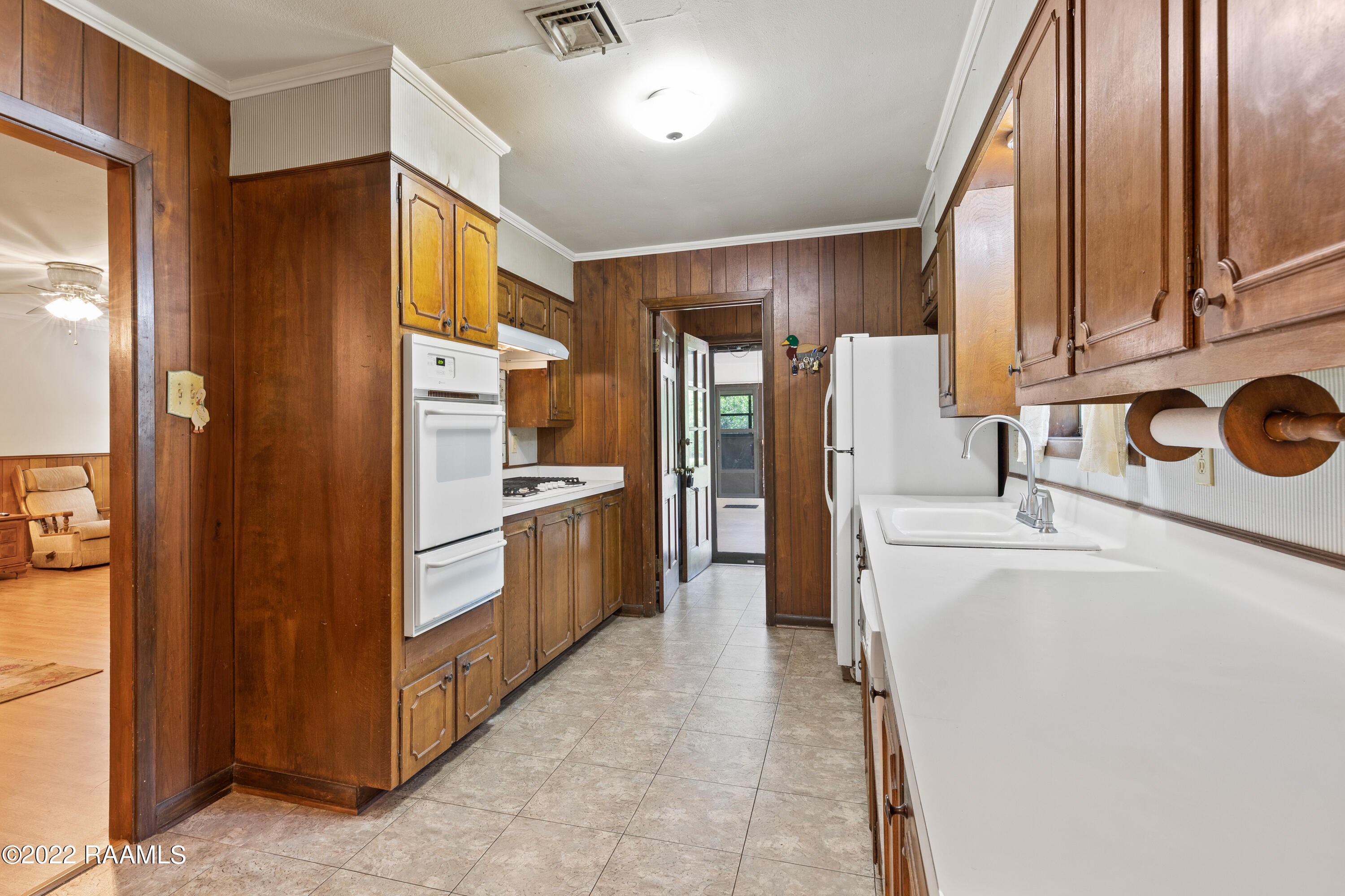 216 Parklane Road Lafayette, LA 70507 - Photo 9 of 40 216 Parklane-7