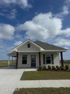 $227,999 | 302 Willow Bend, Youngsville, LA 70592