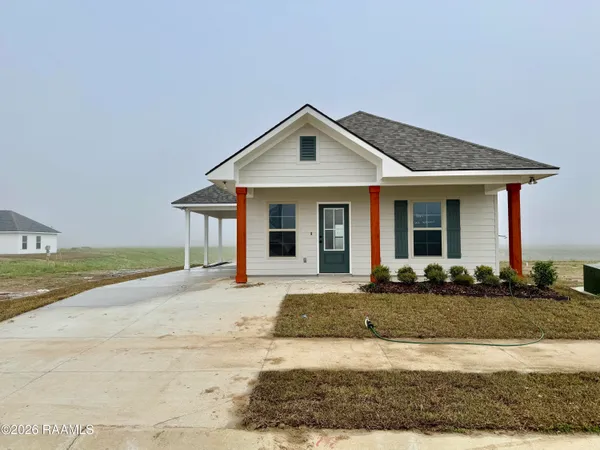 $227,999 | 302 Willow Bend, Broussard, LA 70518