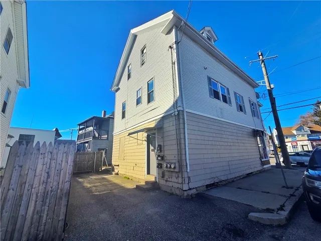 $525,000 | 2 Gansett Avenue, Cranston, RI 02920