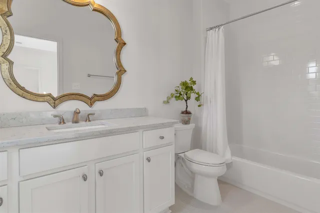 $815,000 | 455 Oma Cove, Memphis, TN 38117