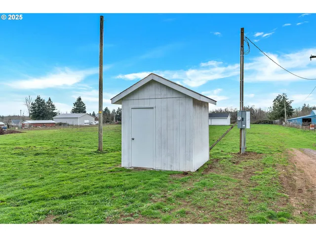 $750,000 | 40104 Stayton Scio Road, Scio, OR 97374