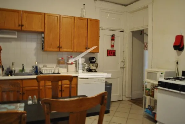 $2,600 | 48 Brighton Avenue, Unit 15, Boston, MA 02134