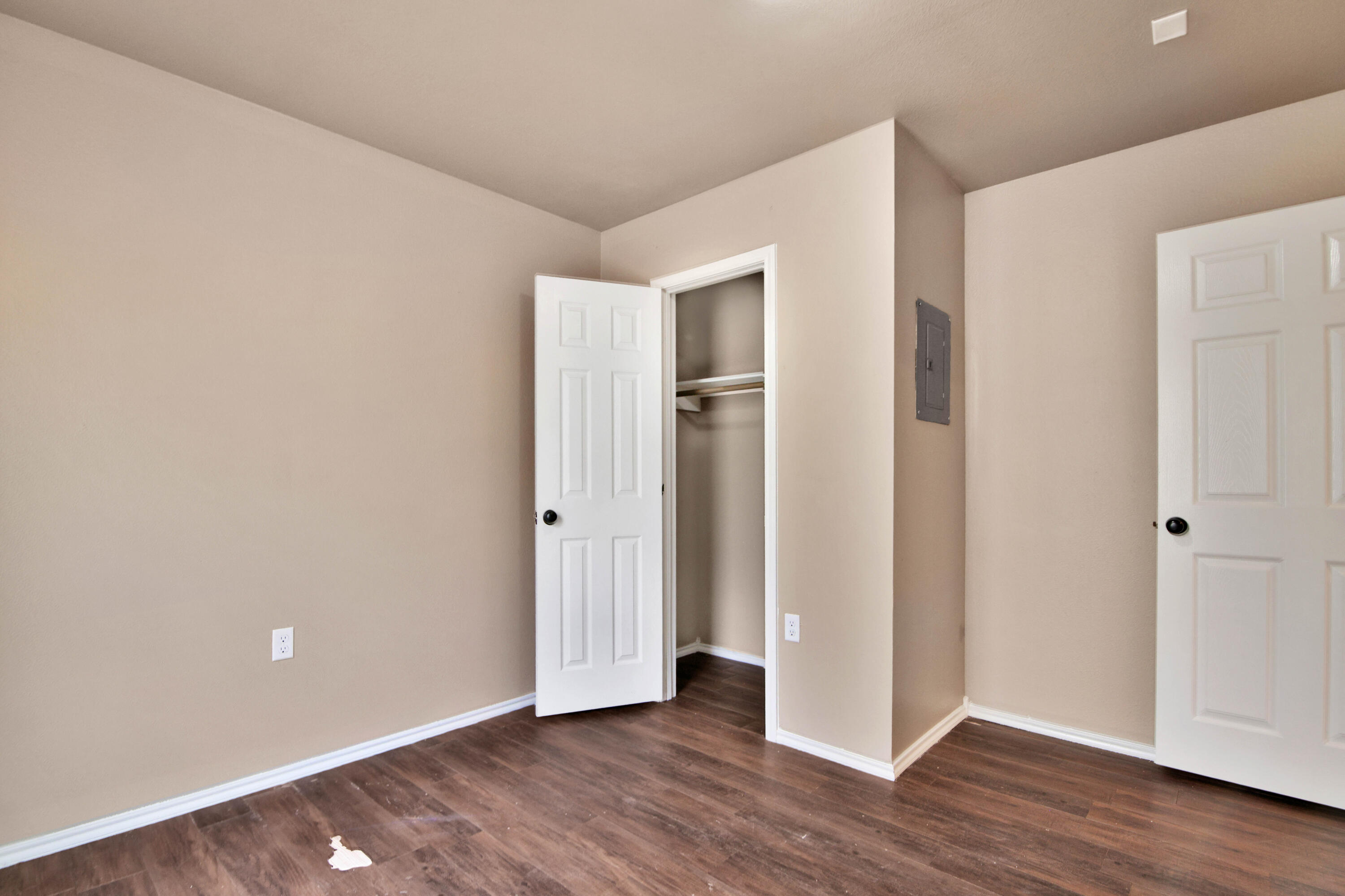 209 36th Street Lubbock, TX 79404 - Photo 15 of 19 IMG_3429