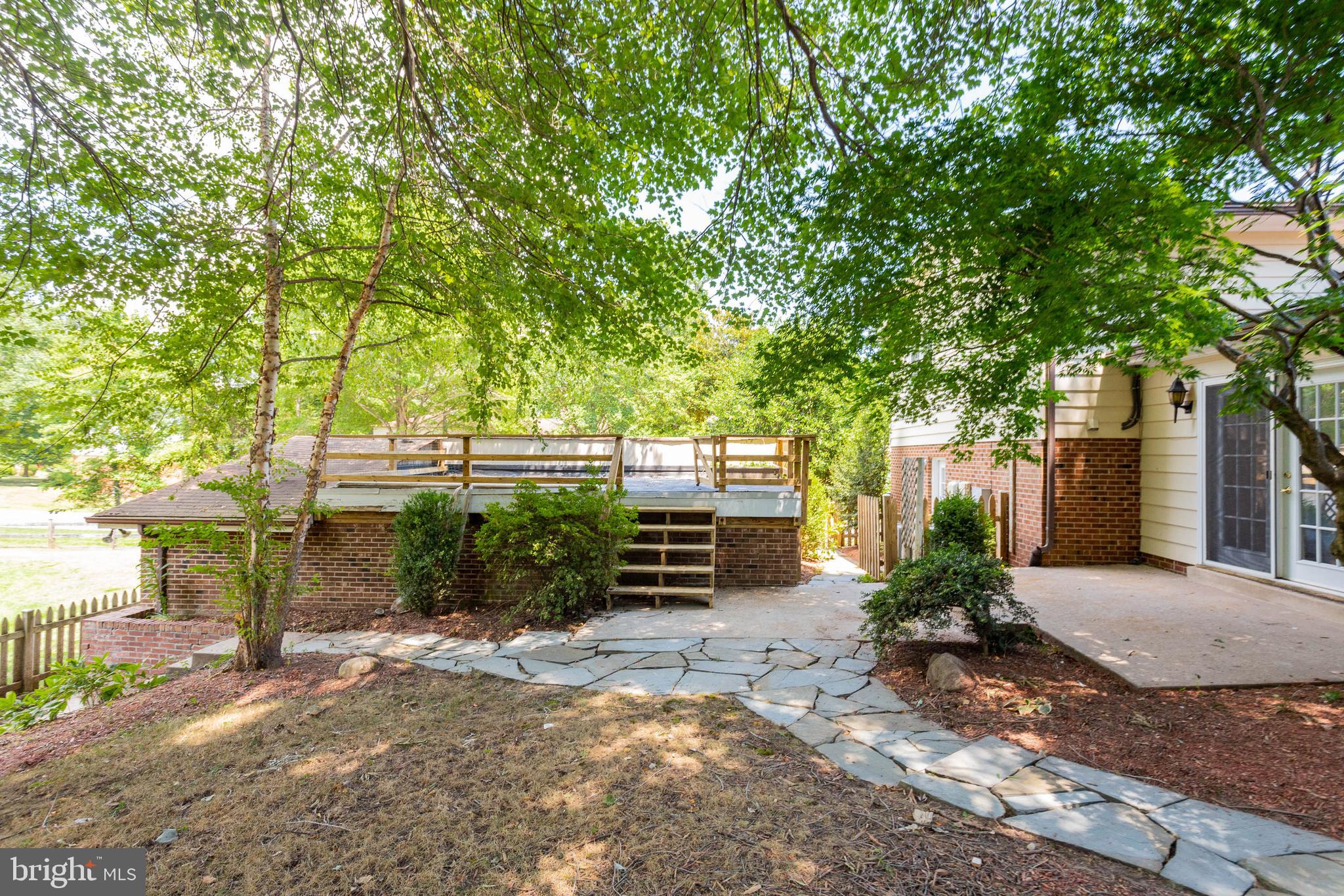 3200 Shoreview Road Triangle, VA 22172 - Photo 5 of 106 Gallery Image 5
