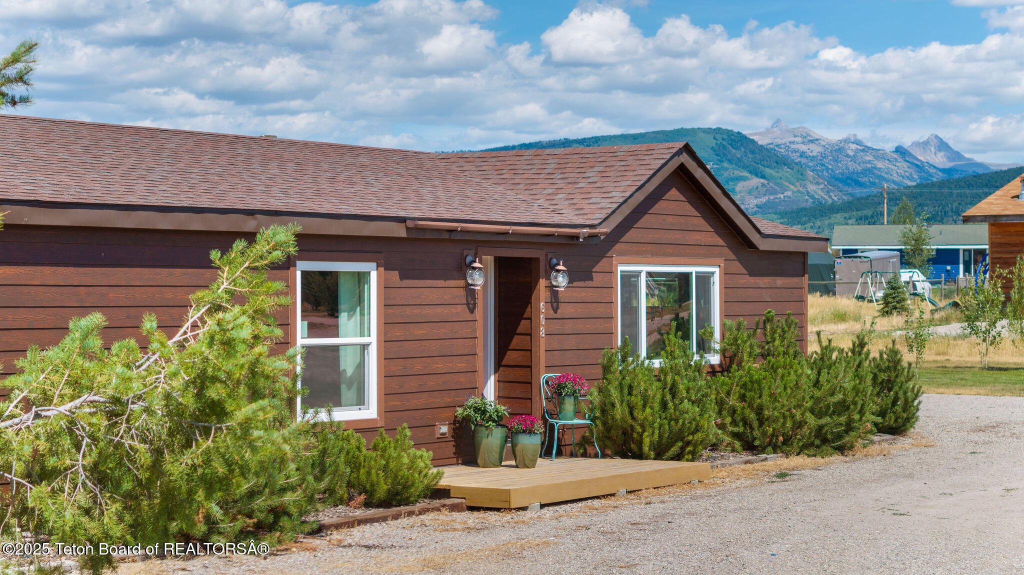 DJI_20250812044041_0570_D